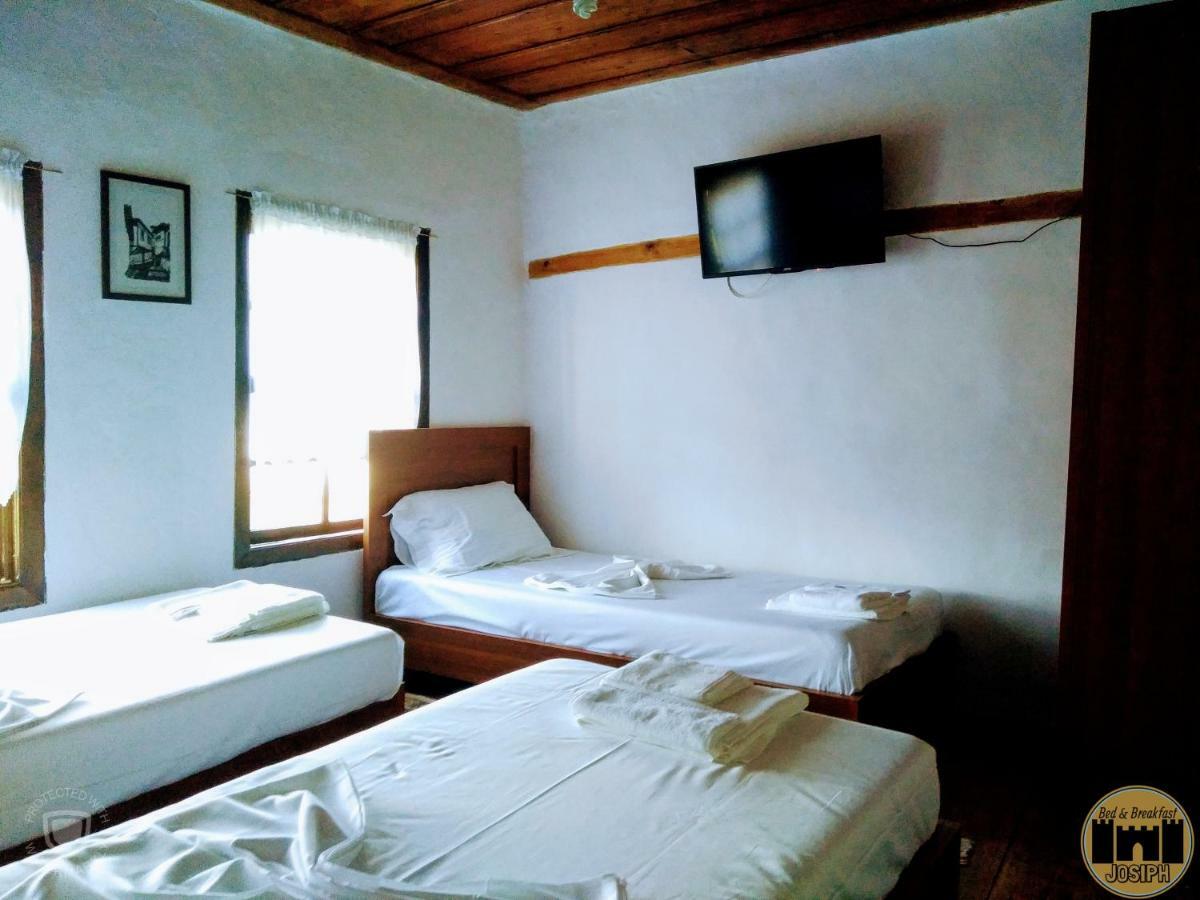 Bed & Breakfast Josiph بيرات المظهر الخارجي الصورة