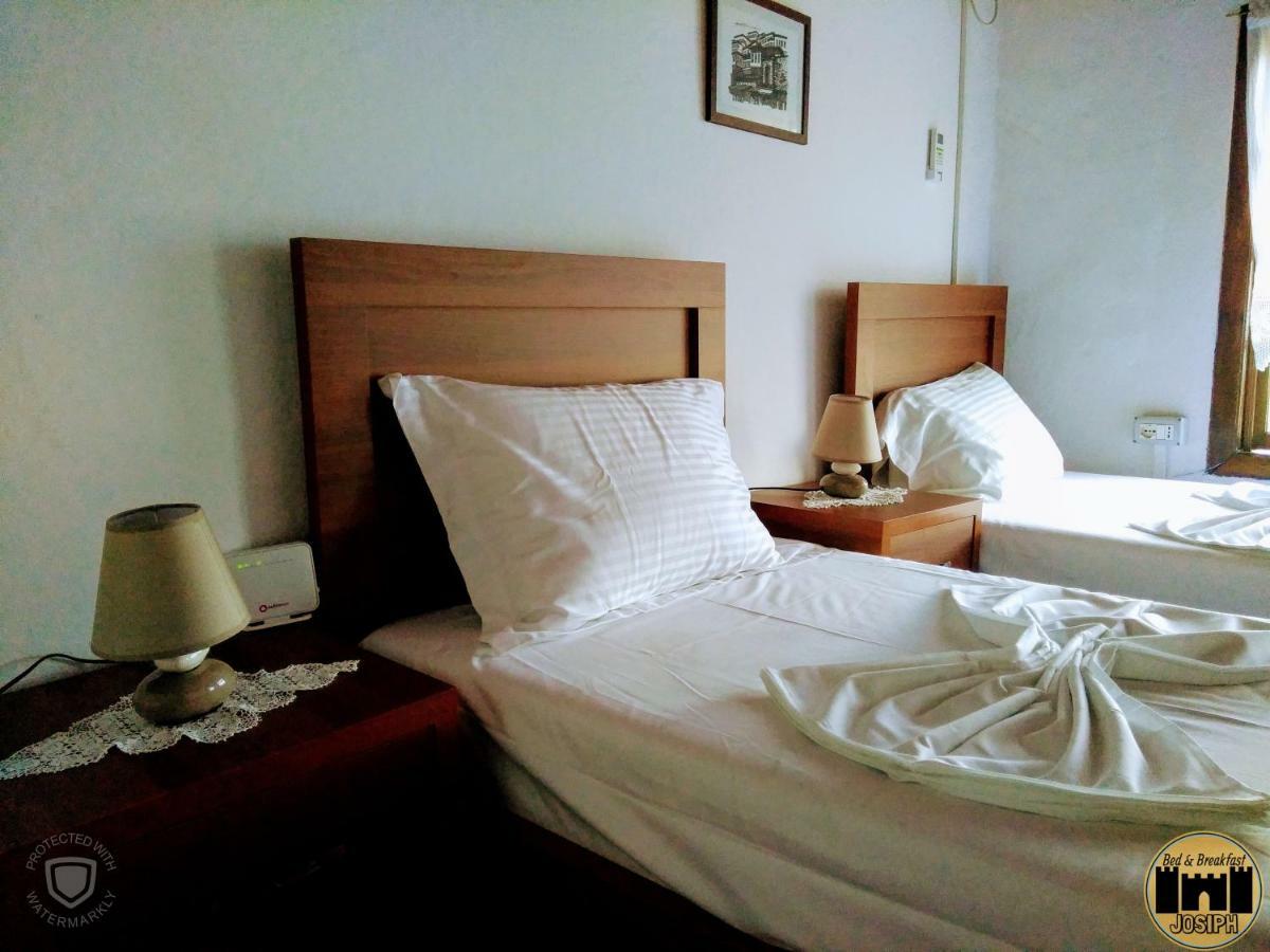 Bed & Breakfast Josiph بيرات المظهر الخارجي الصورة