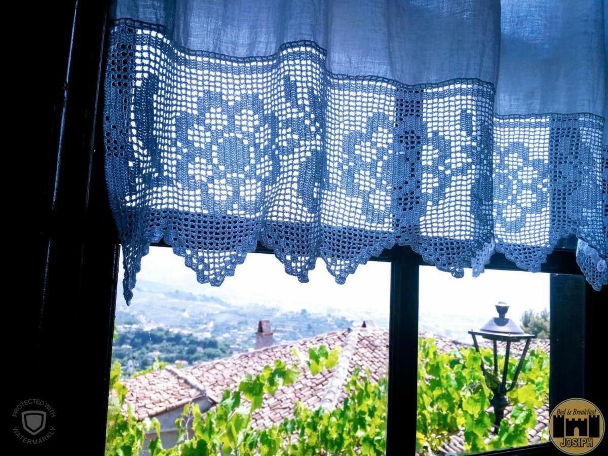 Bed & Breakfast Josiph بيرات المظهر الخارجي الصورة