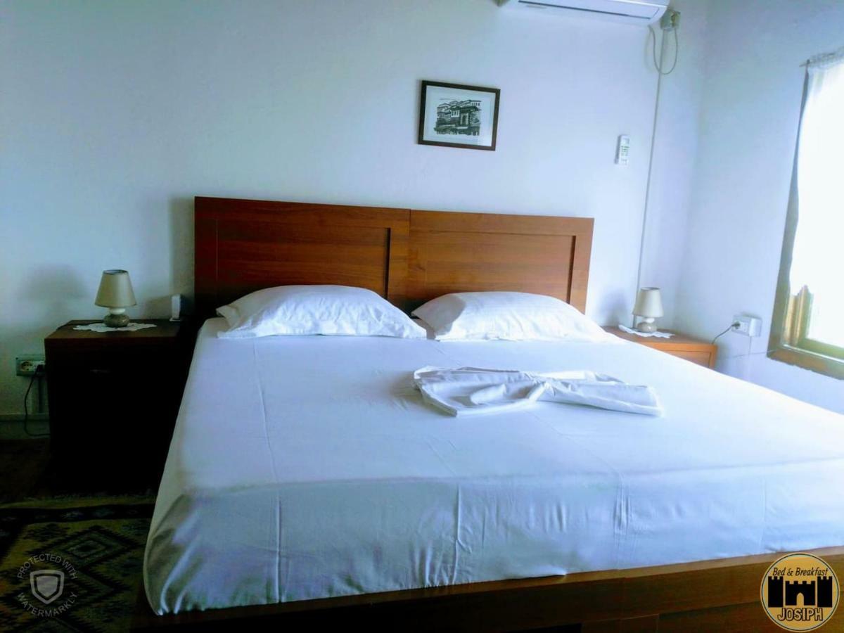 Bed & Breakfast Josiph بيرات المظهر الخارجي الصورة